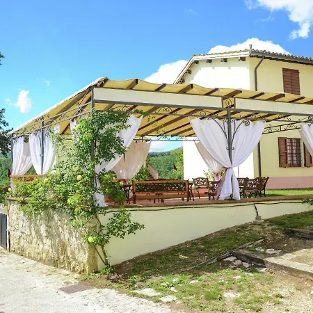 L Ovile Vakantiehuis *